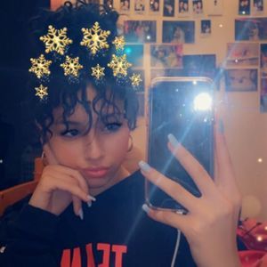 Meet your Posher, Tabitha